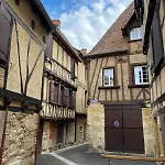 度假居 Romantic Tower For Two With Private Pool Saint-Maime-de-Pereyol