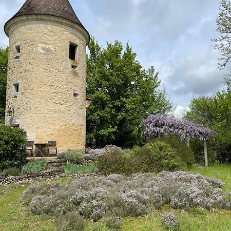 Semesterbostad La Tour Dordogne For Two With Private Pool *